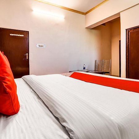Hotel O Star City Hotel Ayodhya Esterno foto