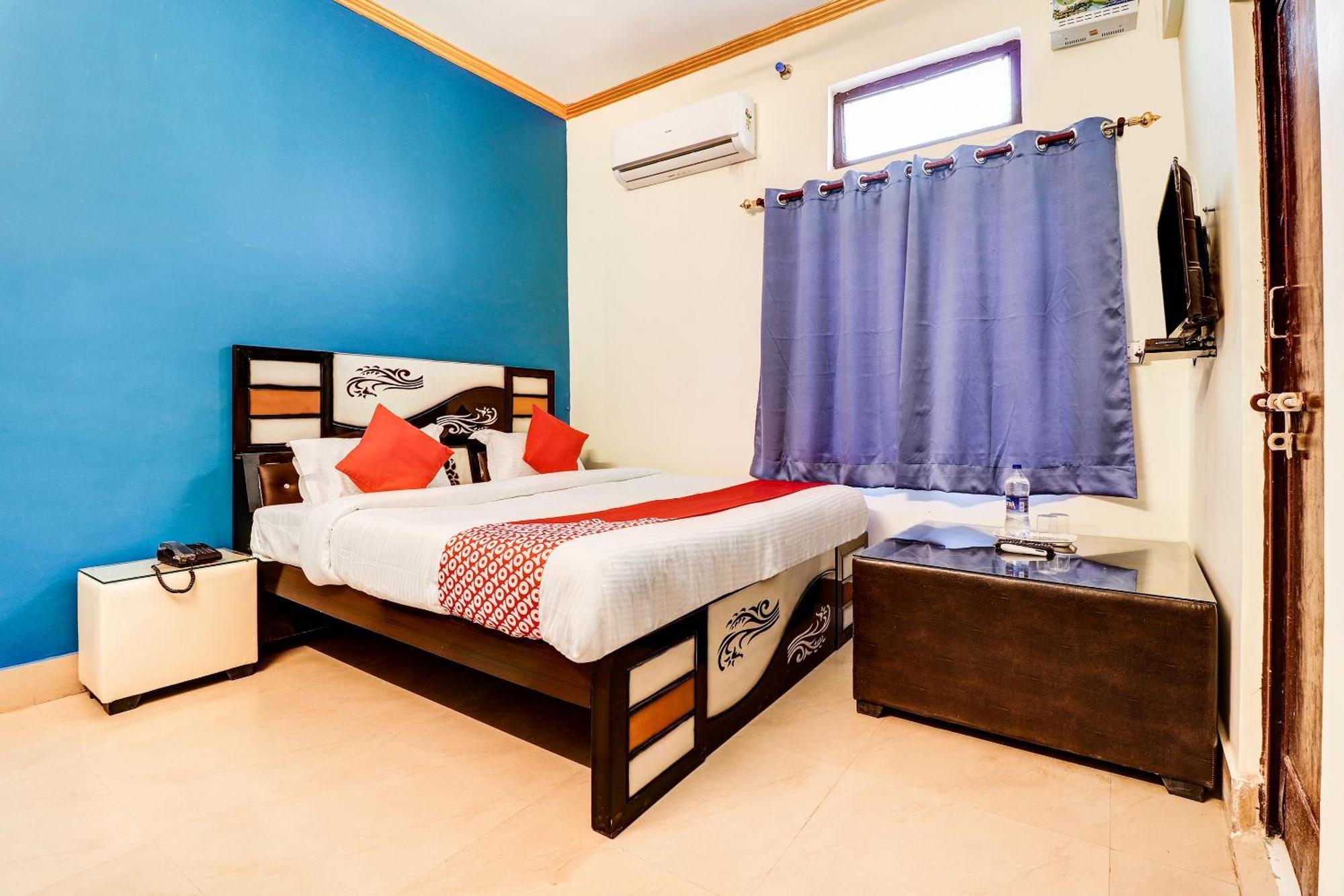 Hotel O Star City Hotel Ayodhya Esterno foto